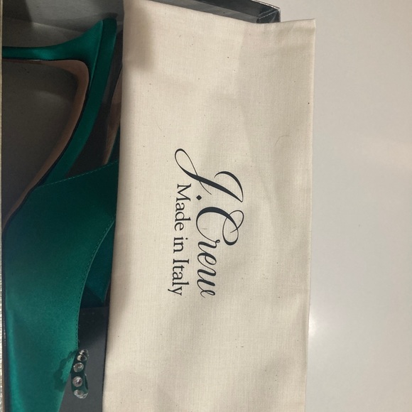 J Crew heels, the heel is 2.5 inches - Picture 6 of 8